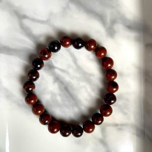 Healing stone tigers eye stretch bracelet.